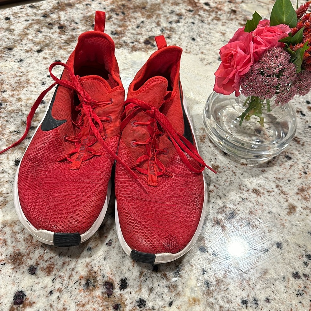 Red. Nike. Training sneakers. 10 1/2